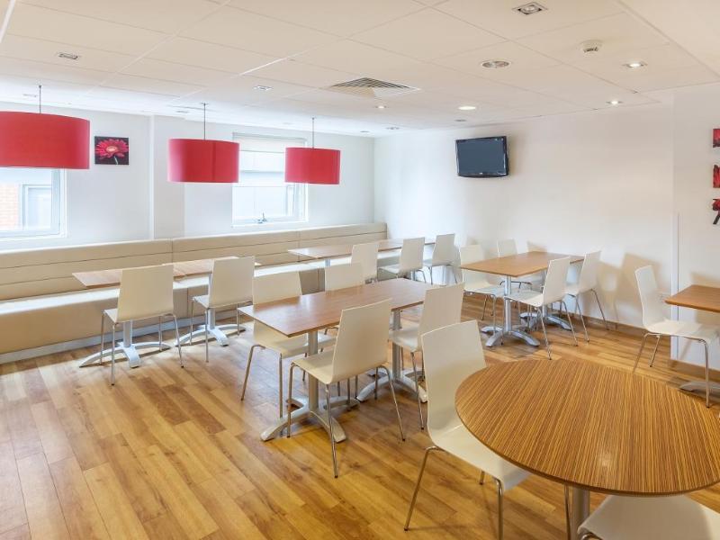 Travelodge Maidenhead Central Zewnętrze zdjęcie